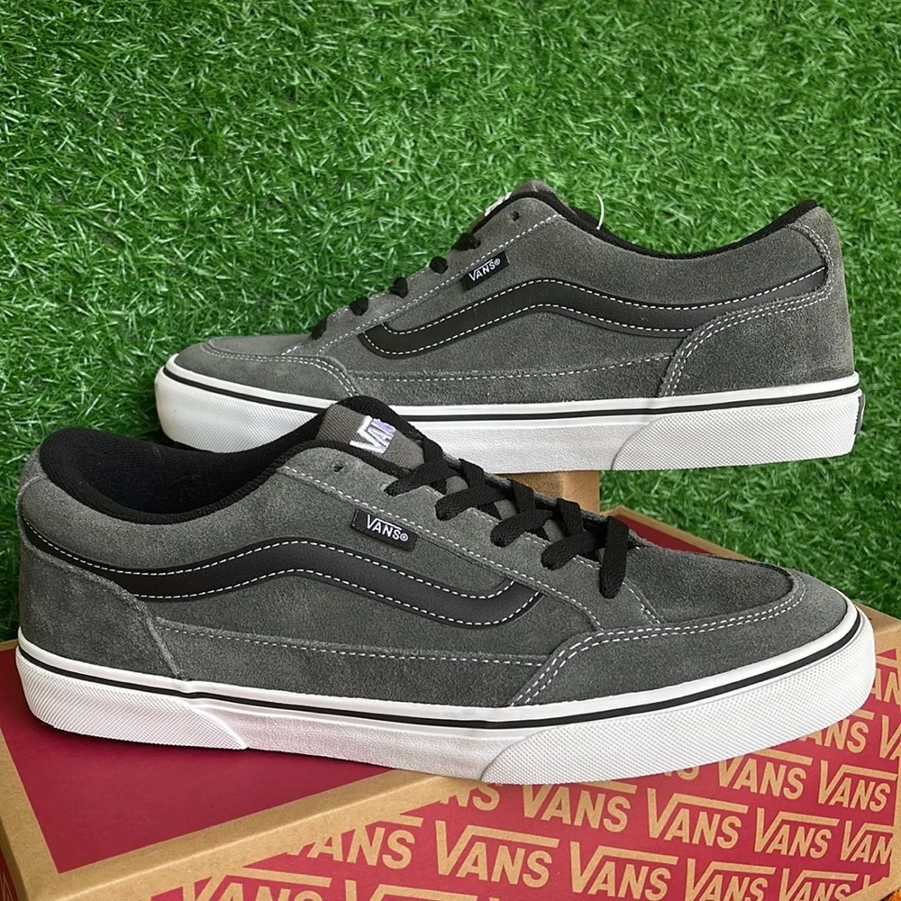 Vans Bearcat
Charcoal/White/Black
VN000DT2CWE Men’s sneakers - Picture 10 of 16